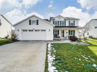 1519 Cardinal Rd, Bowling Green, OH 43402