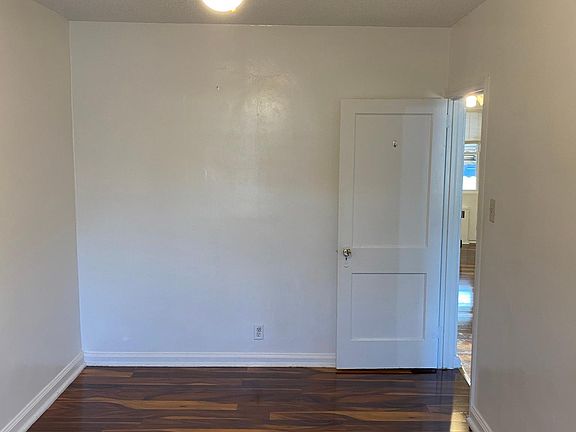 4th image of 4317 Tyson Ave #1