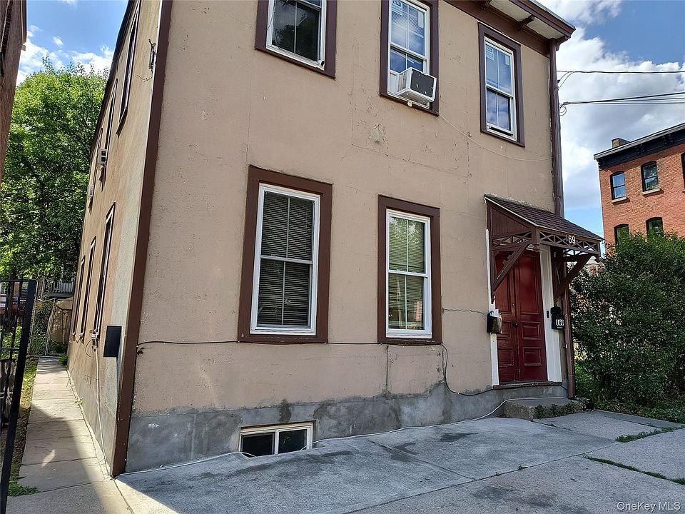 1st image of 169 N Miller St