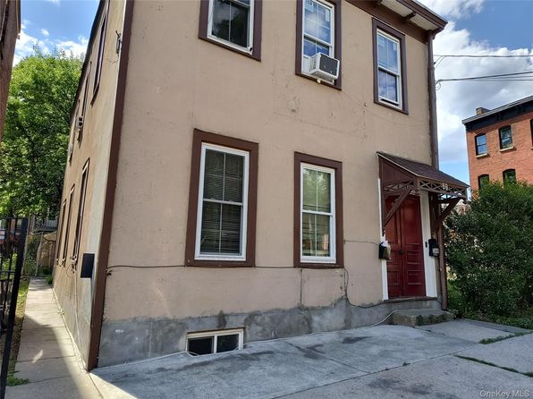 169 N Miller St