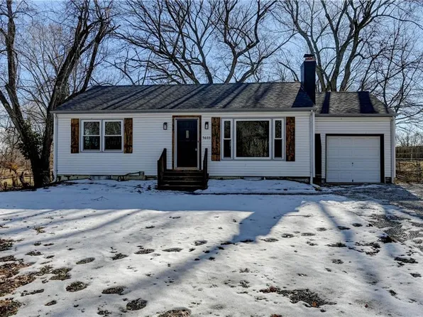 5603 E 141st St, Grandview, MO 64030