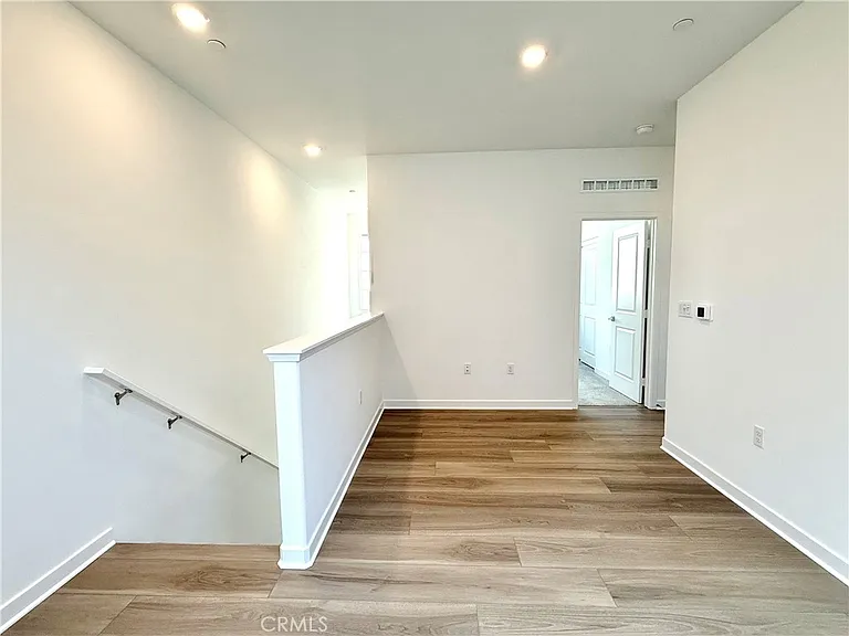 4553 S Patterson Paseo — Photo 7