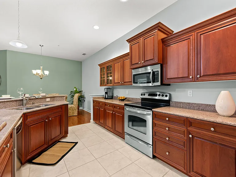 8641 Piazza Del Lago Cir #201 — Photo 5