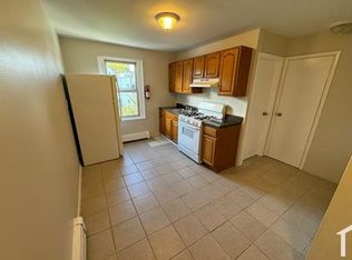 130 Broadway #3, Newark, NJ 07104