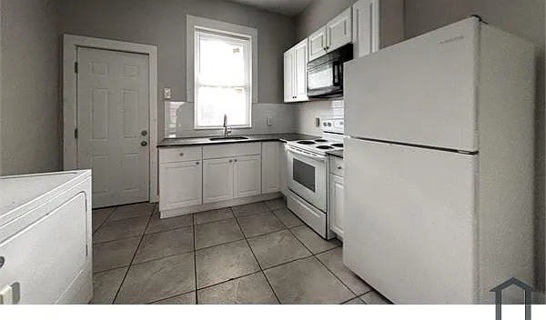 530 N Vogdes St — Photo 8