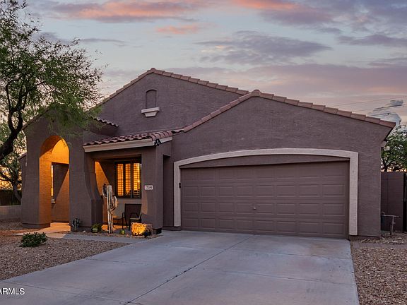 3rd image of 17596 W ACACIA Court
