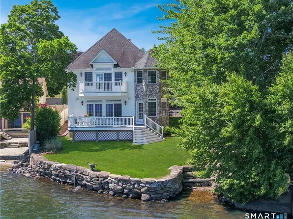 43 East High Street, East Hampton, CT 06424