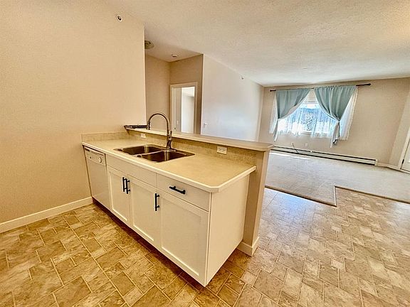 5th image of 109 S Seabolt Dr #309