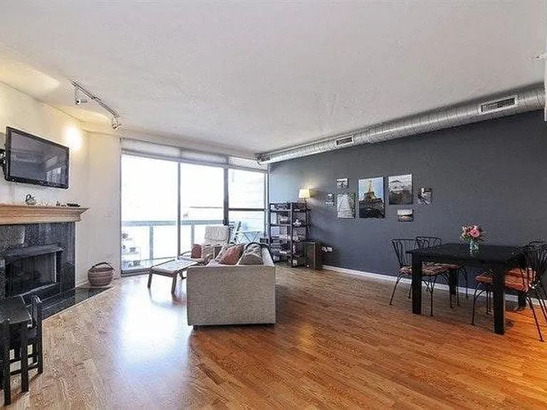 1228 Emerson St #206 — Photo 1