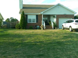 3820 Wildflower Rd, Hope Mills, NC 28348