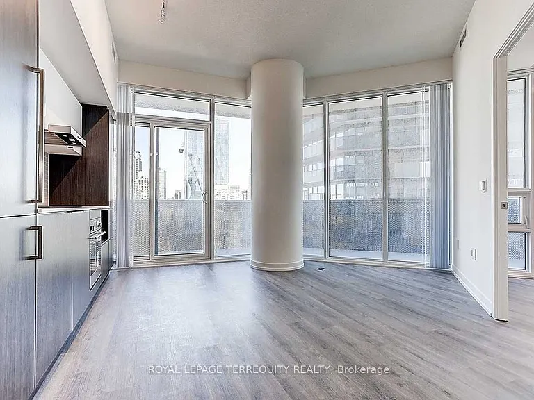 138 Downes St #3215 — Photo 11