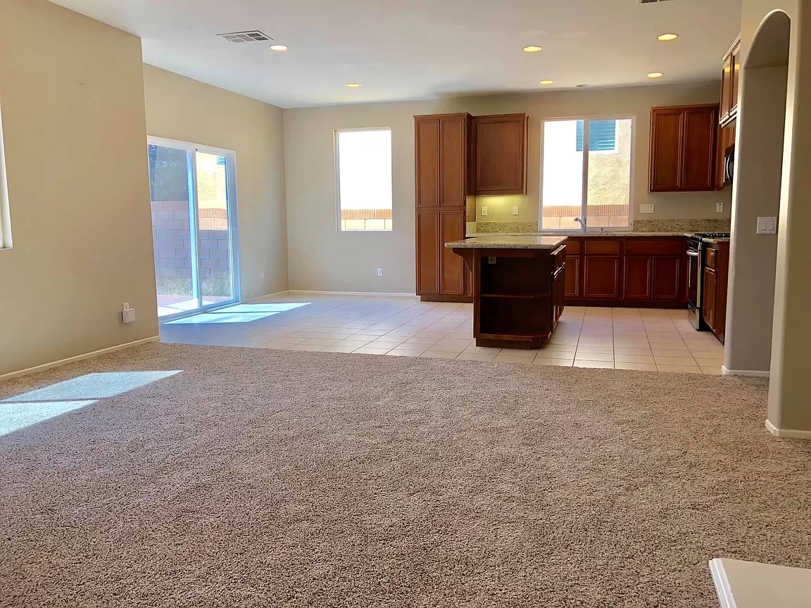 44621 Ruthron Ave, Lancaster, CA 93536 | Zillow