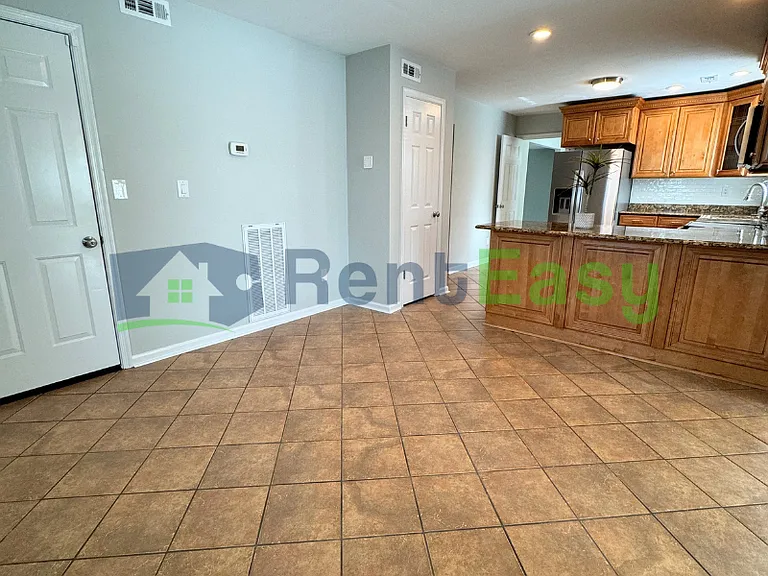 1584 Boles Pl — Photo 11