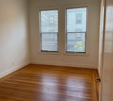 4th image of 1714 Clay St #4