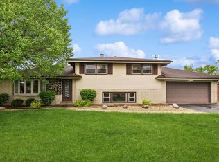 8500 S 83rd Ave, Oak Lawn, IL 60457
