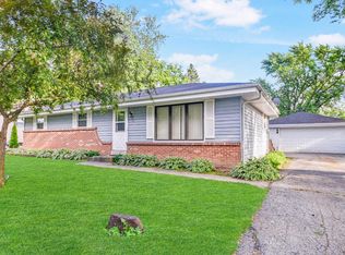 11913 W Bender Rd, Milwaukee, WI 53225