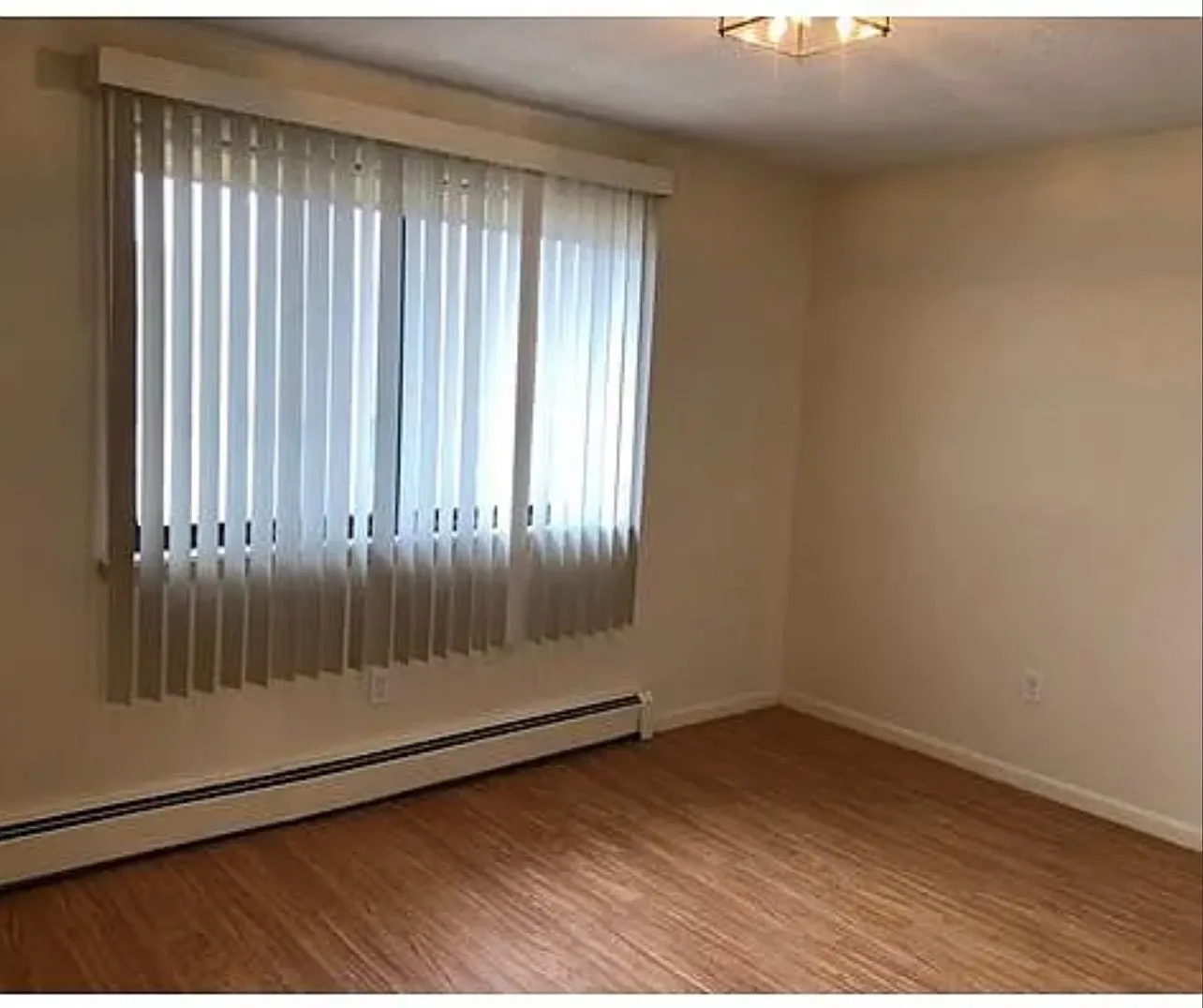 2 bed, 800 sqft, $1,900 — Photo 4