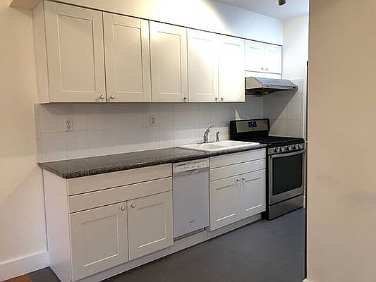 5th image of 496 2nd St #3