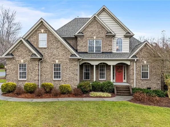 1025 Muirfield Ave, Clemmons, NC 27012