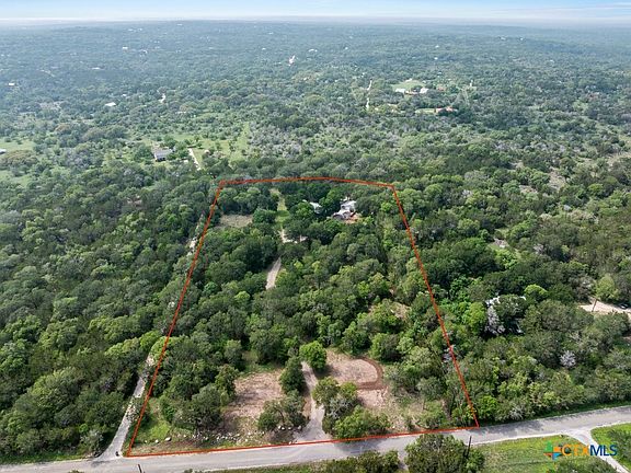 2nd image of 601 Valley View West Rd