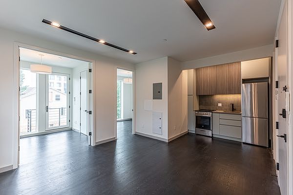 1st image of 226 Winthrop St #2B
