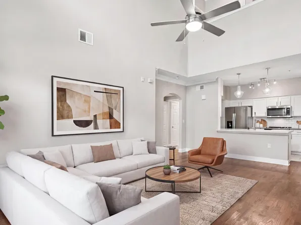 767 Memorial Mews St, Houston, TX 77079