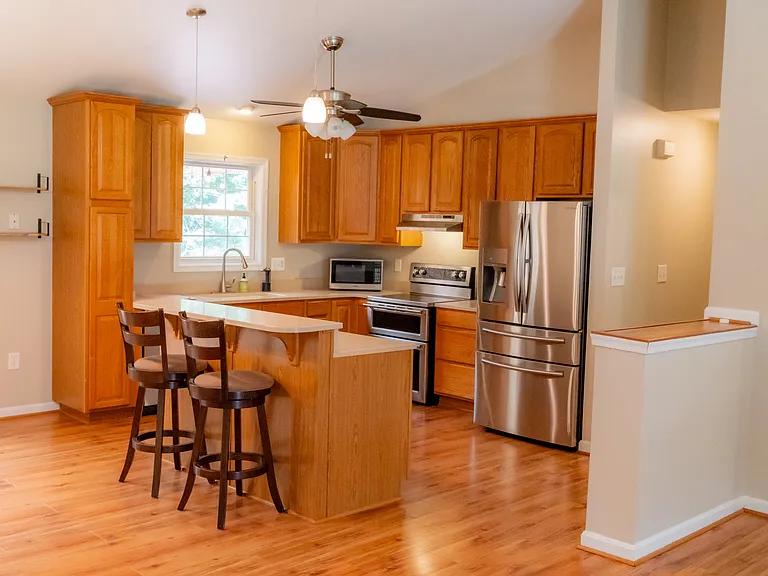 8401 Kennedy Dr — Photo 80