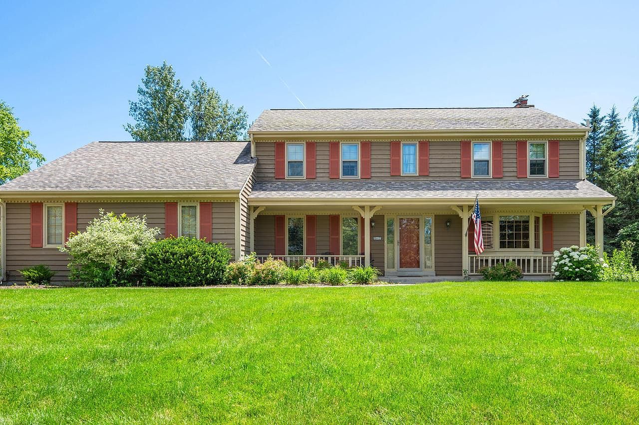 12006 North Ridgeway AVENUE, Mequon, WI 53097 Zillow