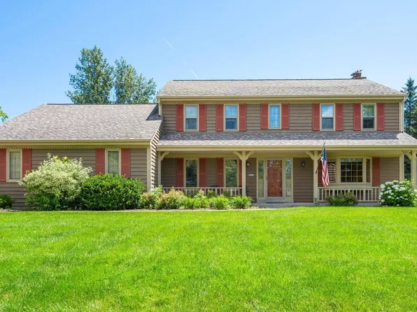 12006 North Ridgeway AVENUE, Mequon, WI 53097