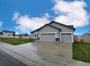 849 W Smallwood Ct, Kuna, ID 83634