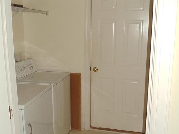 2nd image of 4205 Zouave Ln
