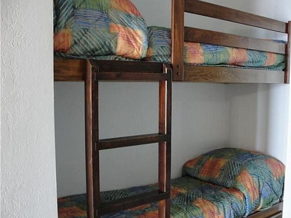 4th image of 6102 Seawall Blvd #202