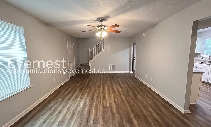 506 Chestnut Ln — Photo 8