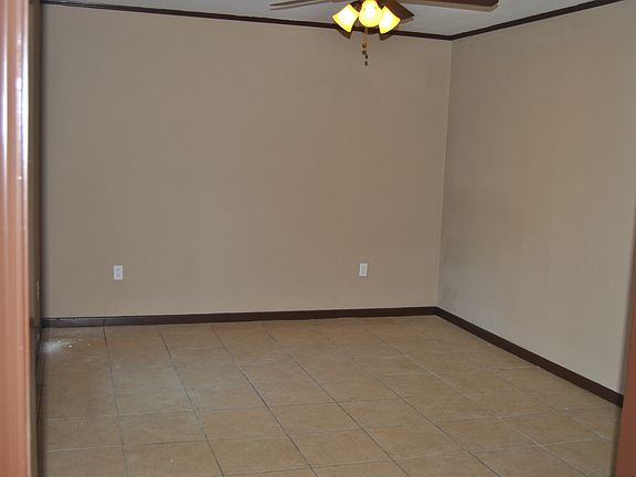 3rd image of 8724 Aubin St