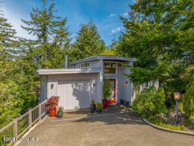 831 Madrona St, Manzanita, OR, 97130