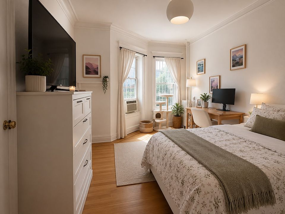 1st image of 1023 Willoughby Ave #3