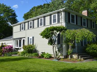147 Lindbergh Ave, Needham, MA 02494