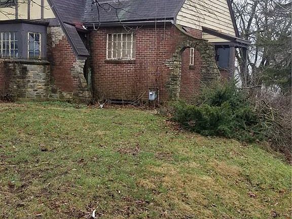 4th image of 2500 Salem Ave