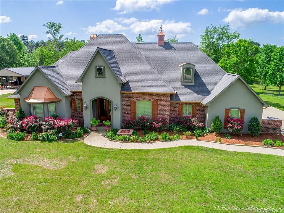 1st image of 558 Bob White Ln