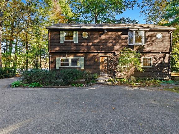 4th image of 33 W Elm St