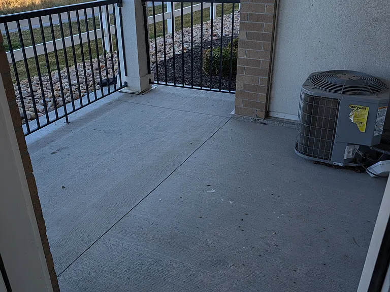745 N 380 W #D101 — Photo 25