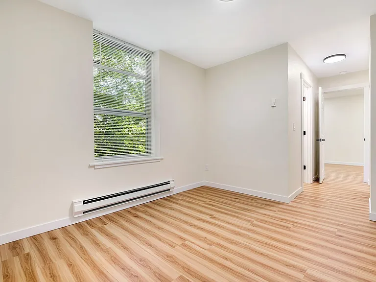 Belcourt Apartments — Photo 16