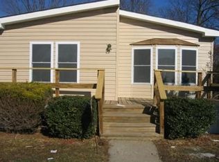 3 Manor Dr, Washingtonville, NY 10992