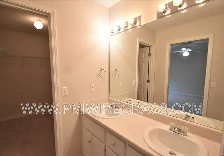 177 N Springview Dr — Photo 33