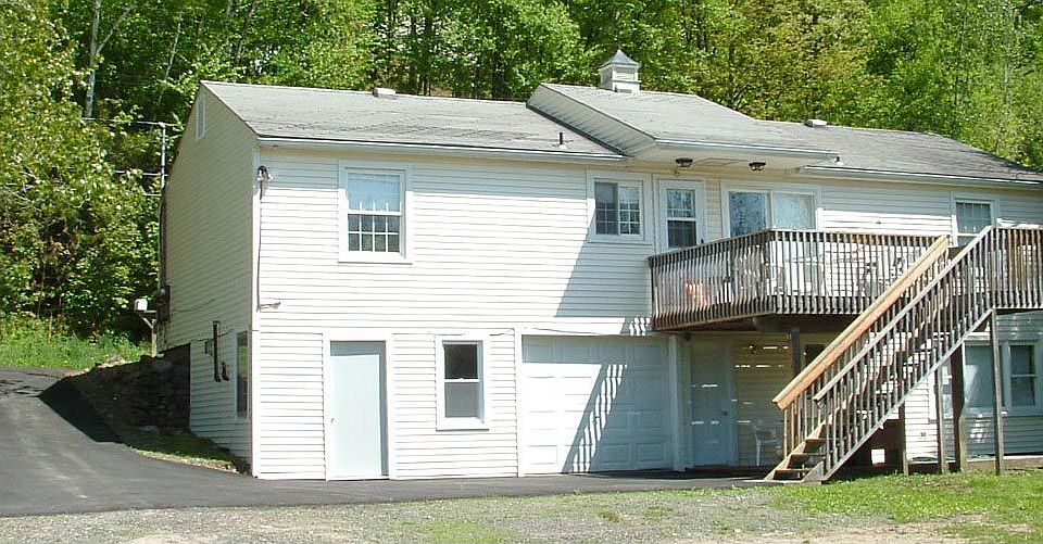 2nd image of 171 Yale St
