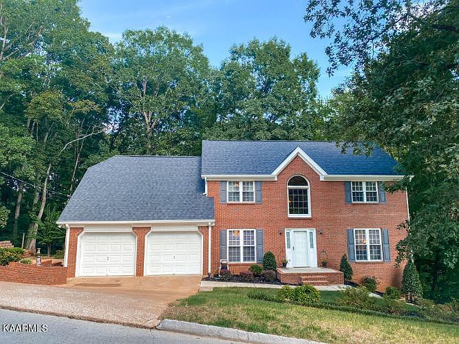 1st image of 1813 Mountain Bay Dr