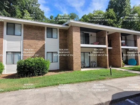 128 Swartz Rd APT D-2, Lexington, SC 29072