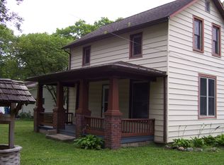 521 N Chase St, Monticello, IL 61856