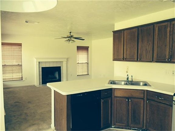 3rd image of 3134 Millers Oak Ln