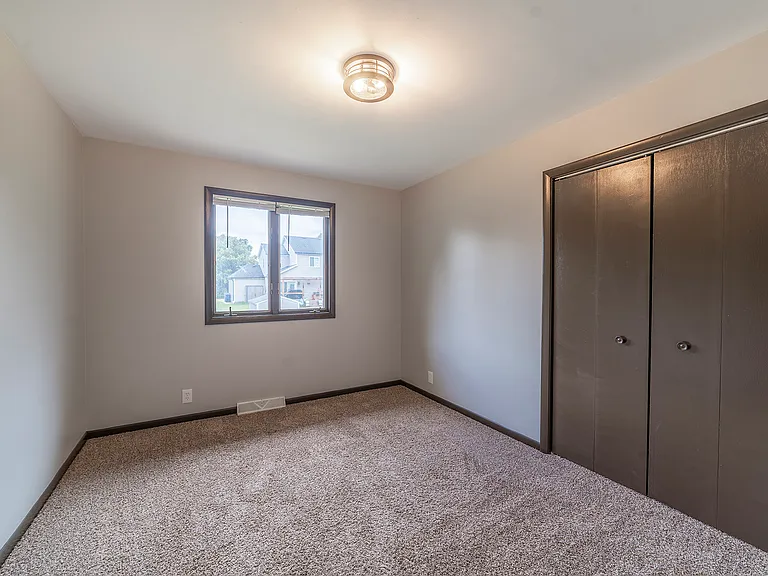 77 Joy St #77 — Photo 11